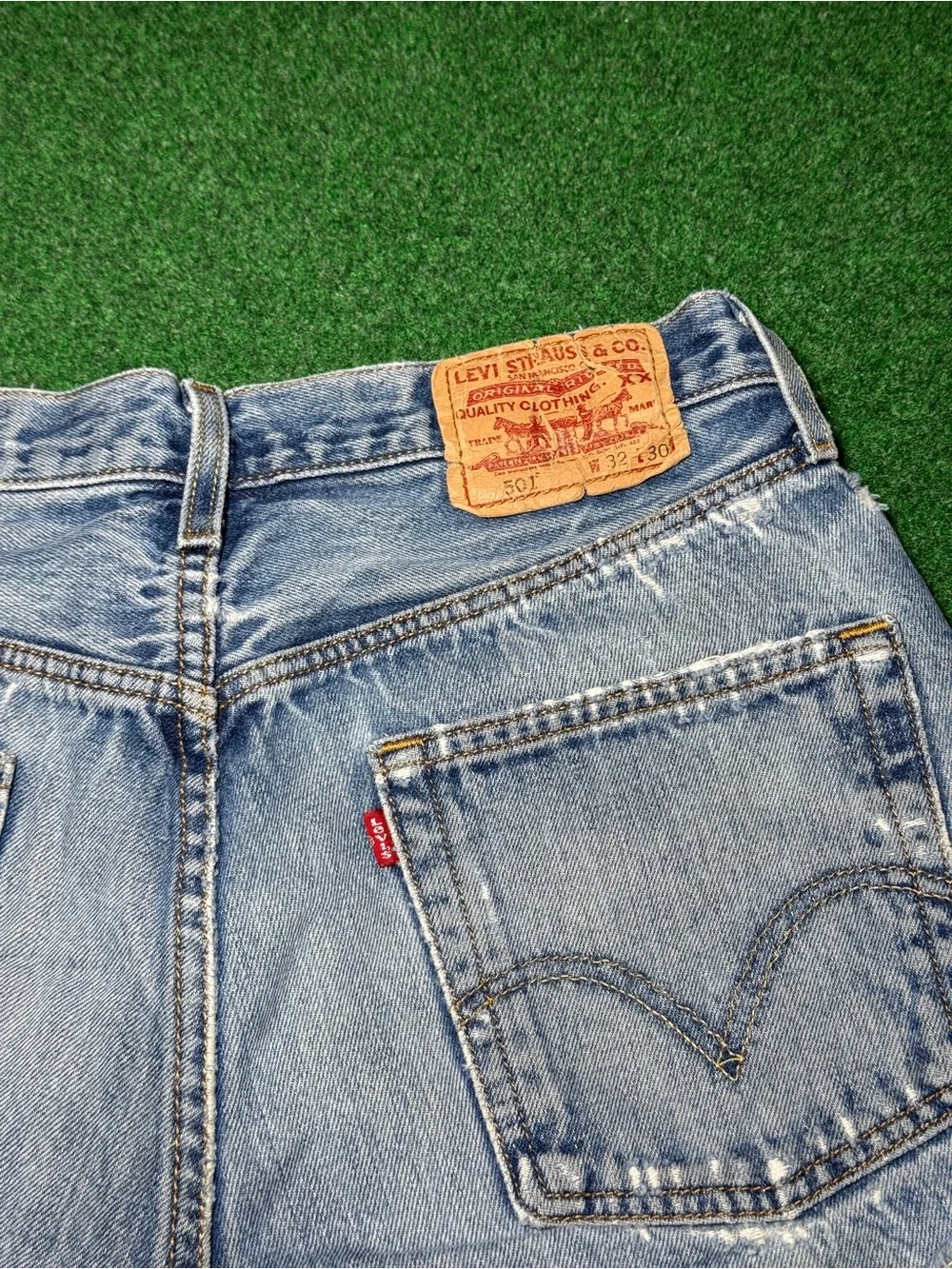 Levis 501 Cutoff Denim Shorts Womens 30 Waist 3” Distressed Button Fly 90s